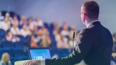 Master Public Speaking: Ultimate Confidence & Delivery 2024  

