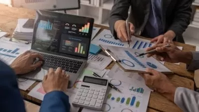 Master Banking Budgeting & Financial Analysis (2024 Pro Edition)  

